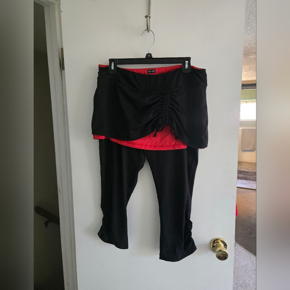 Alex & Abby Skirted Capri Leggings